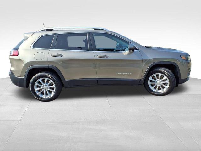 used 2019 Jeep Cherokee car, priced at $13,228