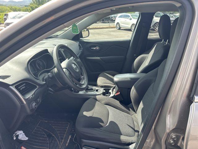 used 2019 Jeep Cherokee car, priced at $13,998