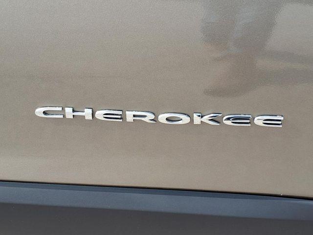 used 2019 Jeep Cherokee car, priced at $13,228