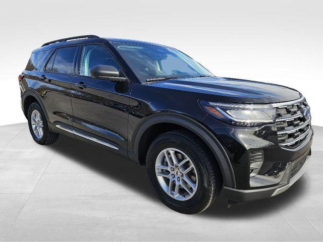 new 2025 Ford Explorer car, priced at $39,574