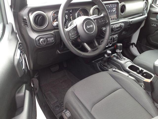 used 2022 Jeep Gladiator car, priced at $34,908