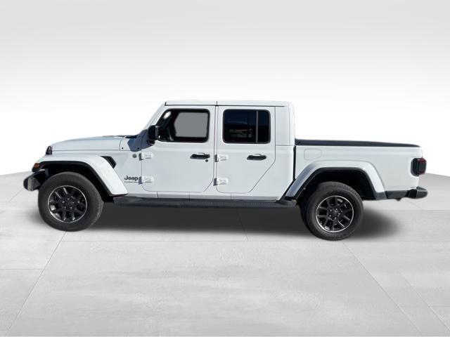 used 2023 Jeep Gladiator car, priced at $33,608