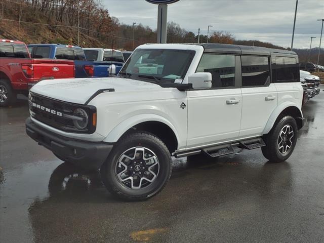 new 2024 Ford Bronco car, priced at $53,598