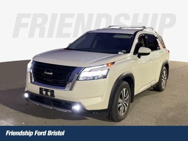 used 2022 Nissan Pathfinder car, priced at $27,928