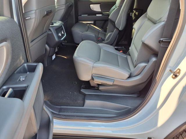 new 2025 Ford Expedition Max car, priced at $73,891