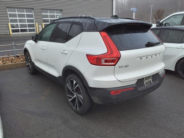 used 2022 Volvo XC40 car, priced at $30,998