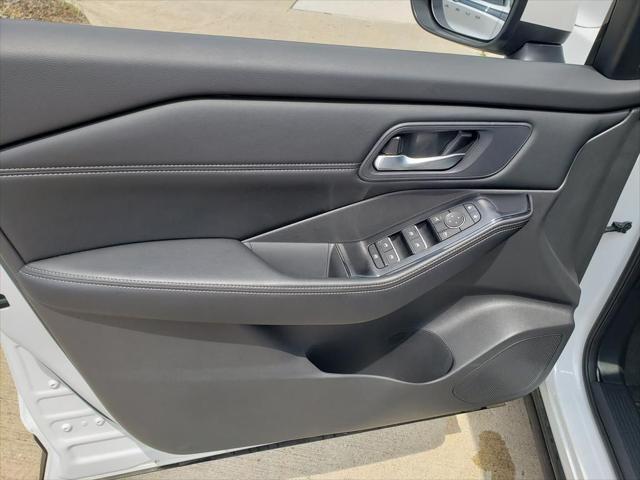 used 2024 Nissan Rogue car, priced at $32,821