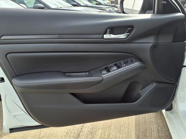 new 2025 Nissan Altima car, priced at $30,015