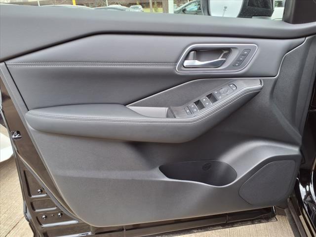 new 2025 Nissan Rogue car, priced at $41,708