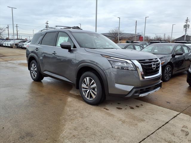 new 2025 Nissan Pathfinder car, priced at $45,200