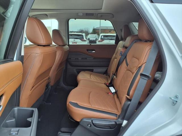 new 2025 Nissan Pathfinder car, priced at $50,155