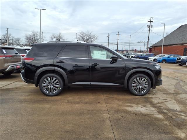 new 2025 Nissan Pathfinder car, priced at $48,190