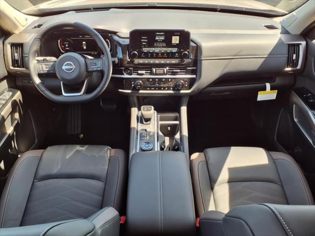 new 2025 Nissan Pathfinder car, priced at $52,625