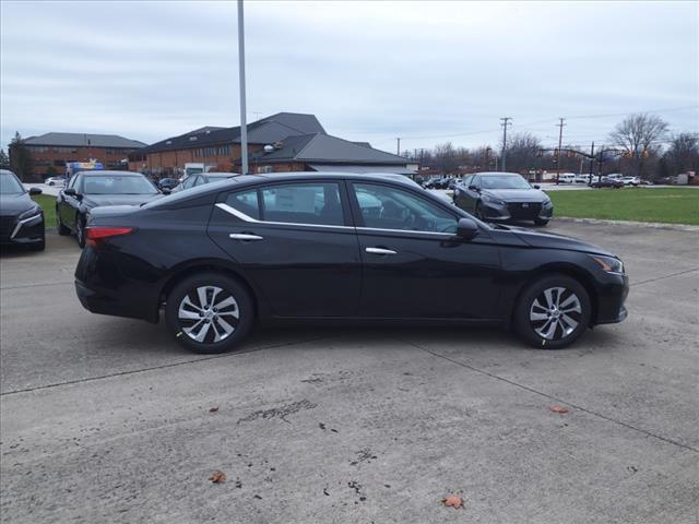 new 2025 Nissan Altima car, priced at $27,500