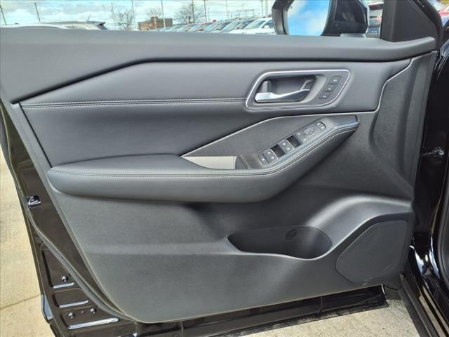 new 2025 Nissan Rogue car, priced at $41,708