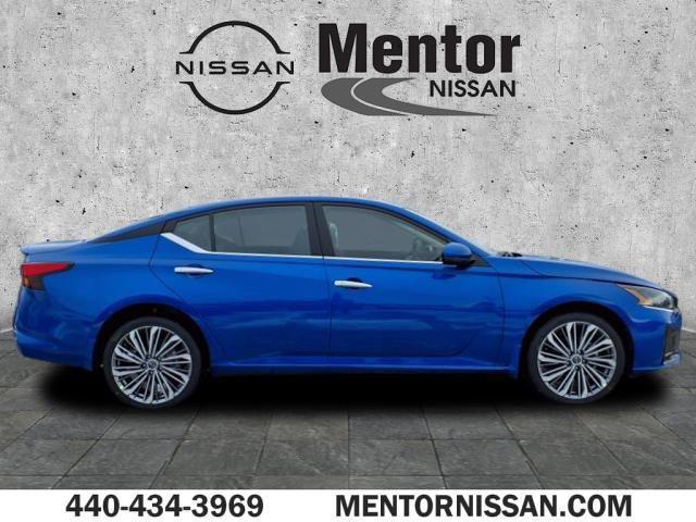 new 2025 Nissan Altima car, priced at $34,697