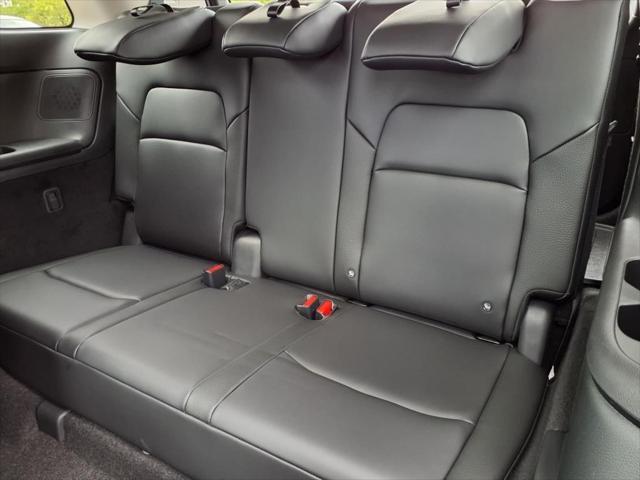 new 2025 Nissan Pathfinder car, priced at $46,875