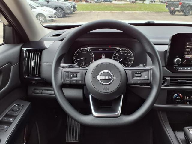 new 2025 Nissan Pathfinder car, priced at $39,950