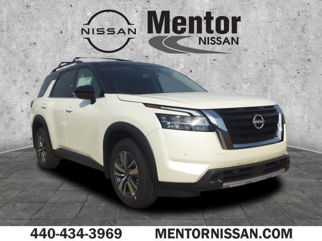 new 2024 Nissan Pathfinder car, priced at $45,690