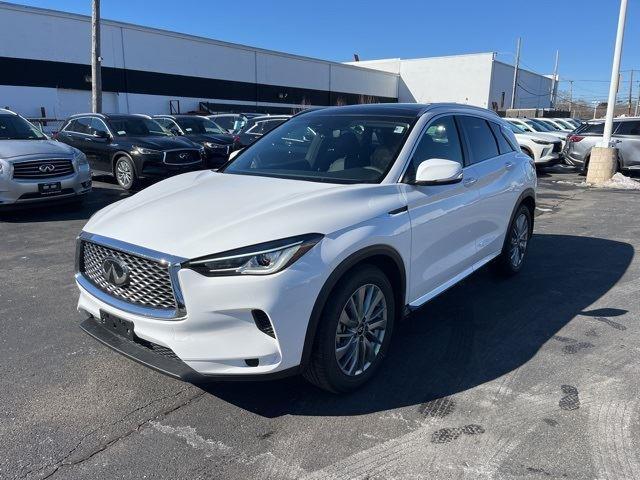 new 2025 INFINITI QX50 car, priced at $42,370