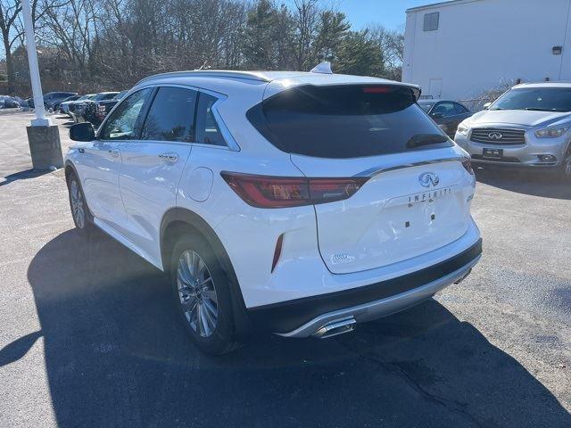 new 2025 INFINITI QX50 car, priced at $42,370