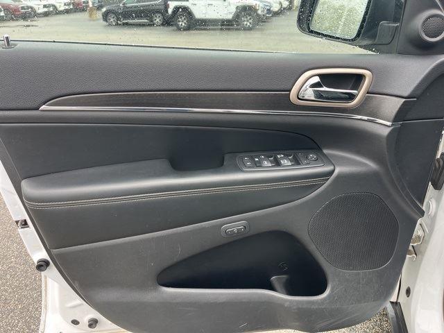 used 2015 Jeep Grand Cherokee car, priced at $12,500
