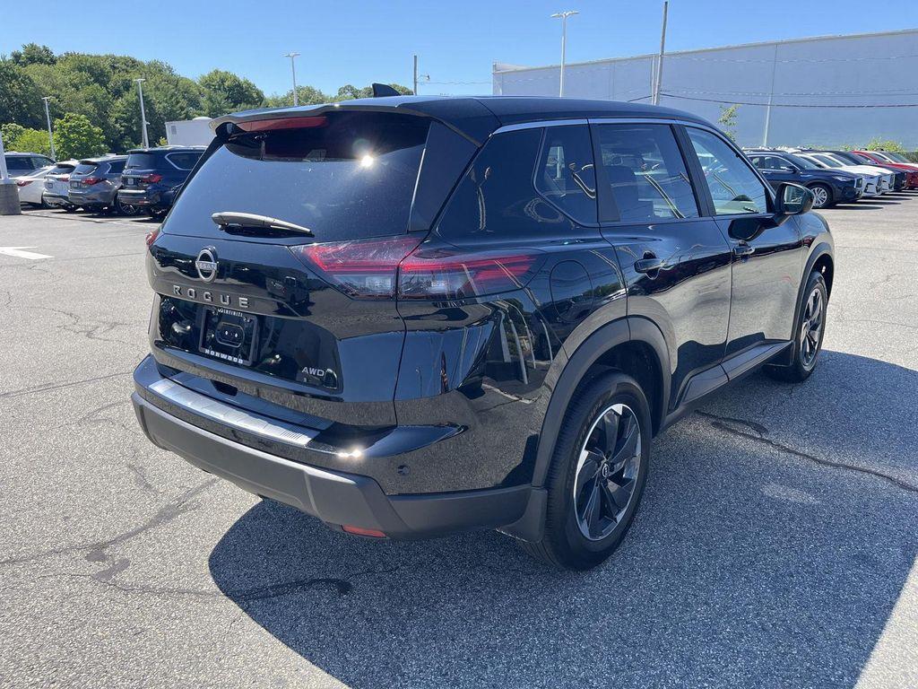 used 2025 Nissan Rogue car, priced at $27,900