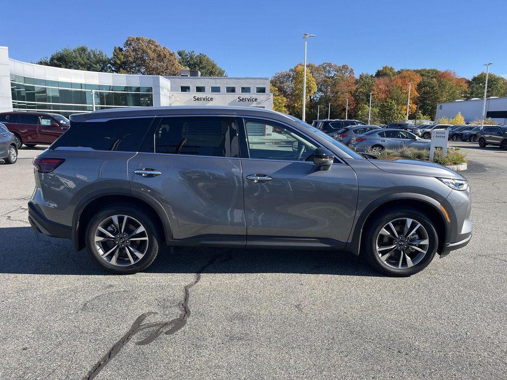 used 2025 INFINITI QX60 car, priced at $47,490