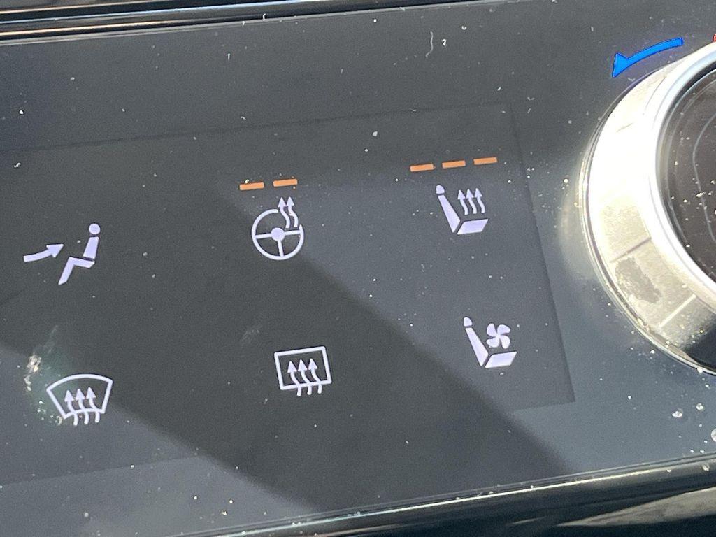 used 2025 Hyundai TUCSON Hybrid car, priced at $34,900