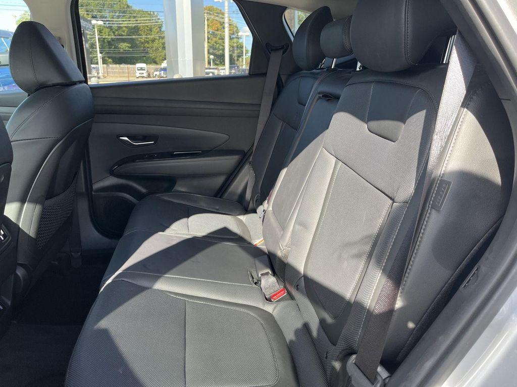 used 2025 Hyundai TUCSON Hybrid car, priced at $34,900
