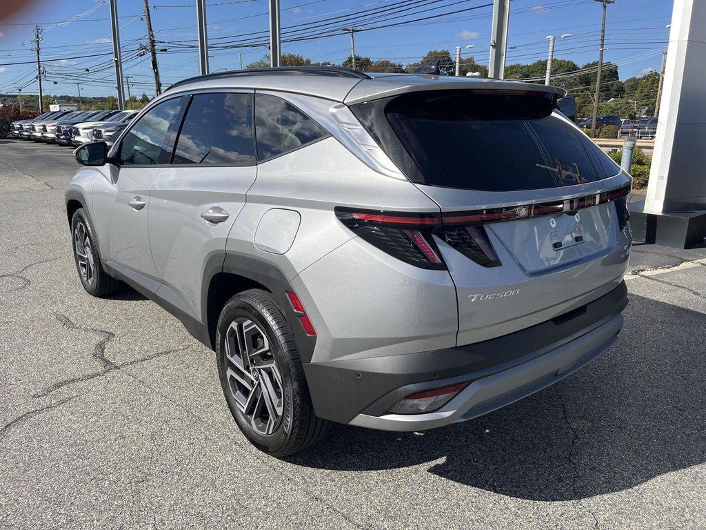 used 2025 Hyundai TUCSON Hybrid car, priced at $34,900