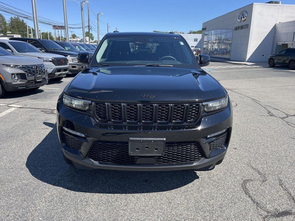used 2023 Jeep Grand Cherokee car, priced at $27,990