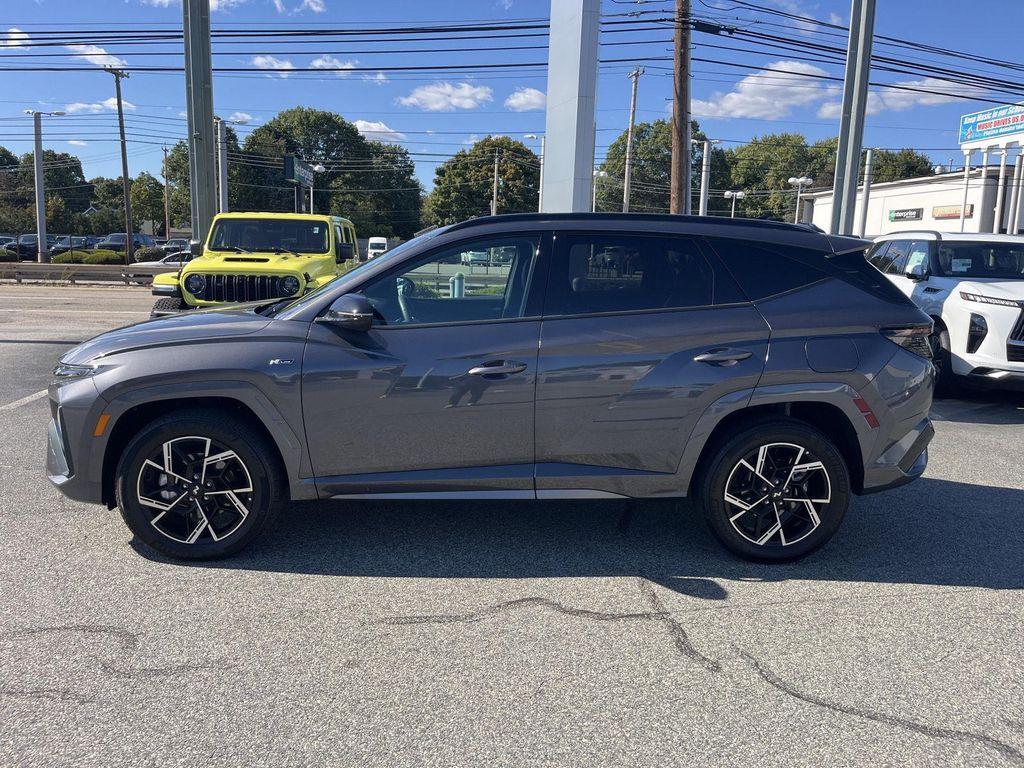 used 2025 Hyundai TUCSON Hybrid car, priced at $32,900