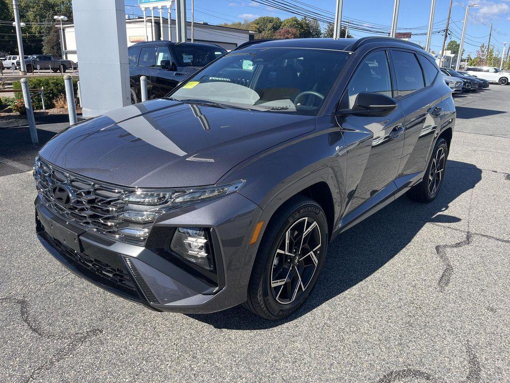 used 2025 Hyundai TUCSON Hybrid car, priced at $32,900