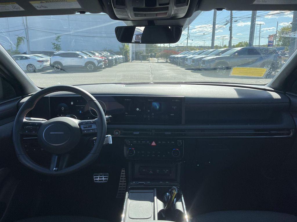 used 2025 Hyundai TUCSON Hybrid car, priced at $32,900