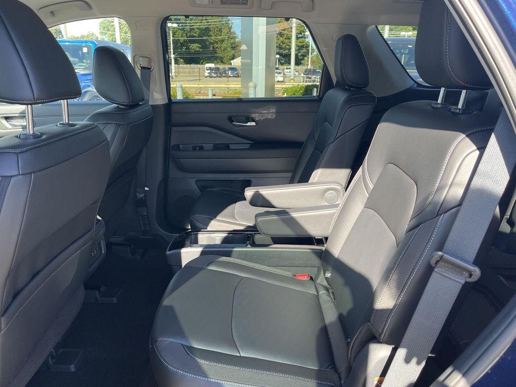 used 2025 Nissan Pathfinder car, priced at $41,900