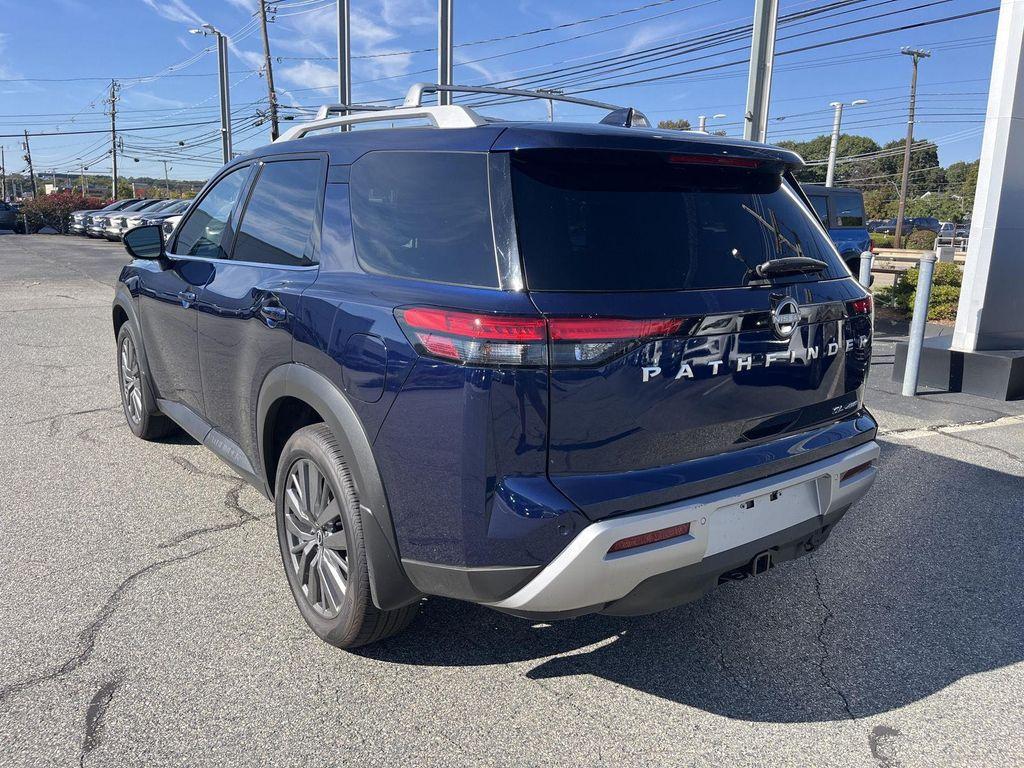 used 2025 Nissan Pathfinder car, priced at $41,900