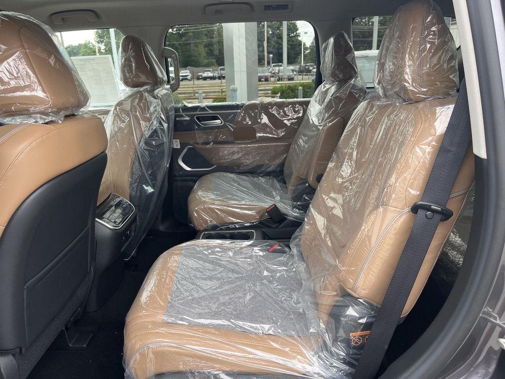 new 2026 INFINITI QX80 car, priced at $98,275