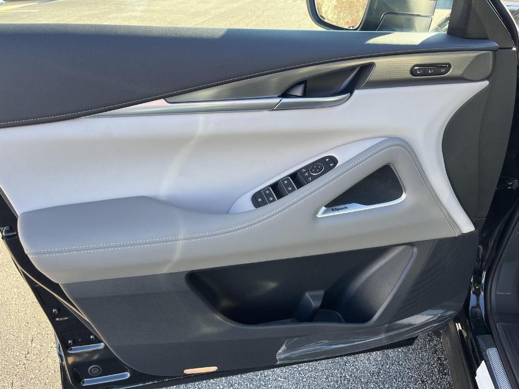 new 2026 INFINITI QX60 car