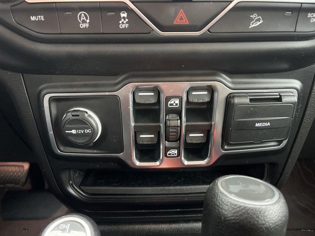 used 2020 Jeep Wrangler Unlimited car, priced at $27,700