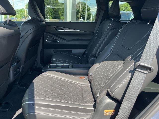 used 2025 INFINITI QX60 car, priced at $57,800