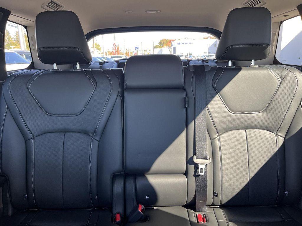 used 2025 INFINITI QX60 car, priced at $39,990