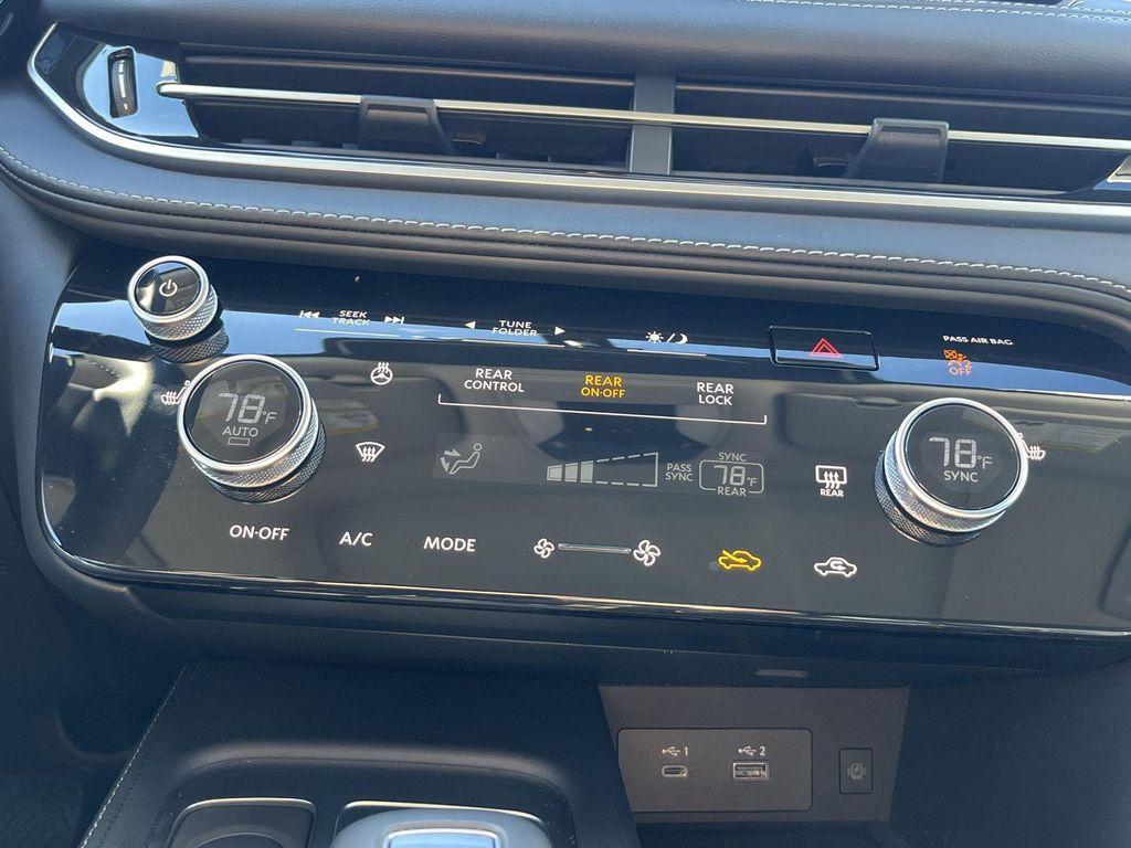 used 2025 INFINITI QX60 car, priced at $39,990