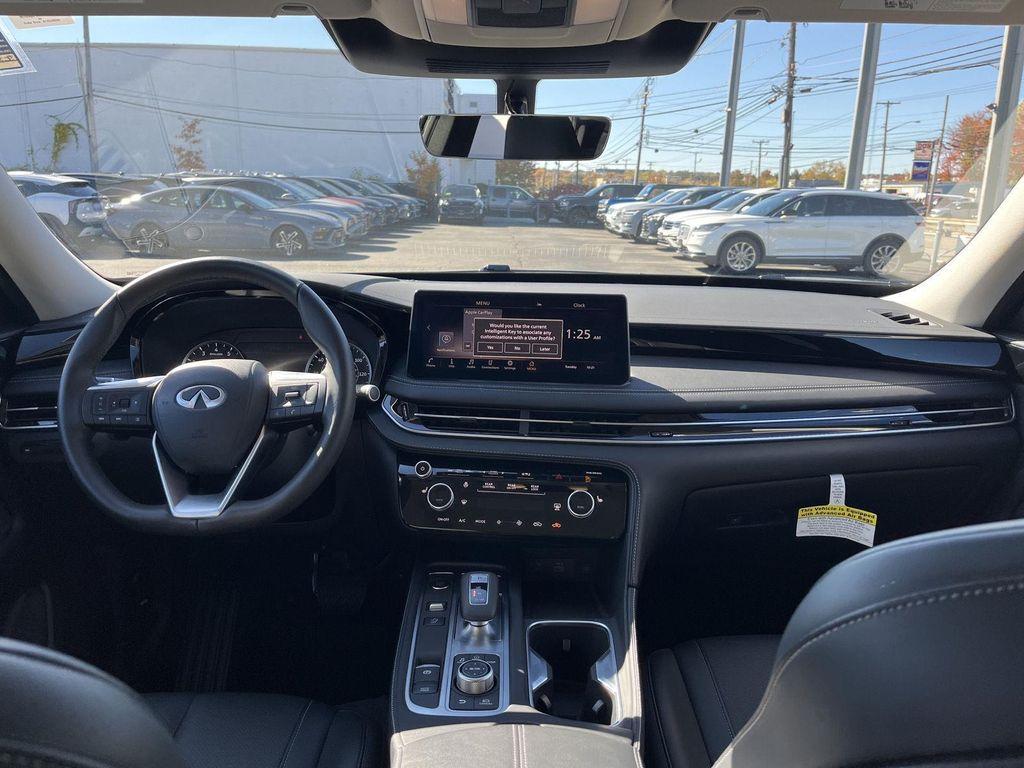 used 2025 INFINITI QX60 car, priced at $39,990