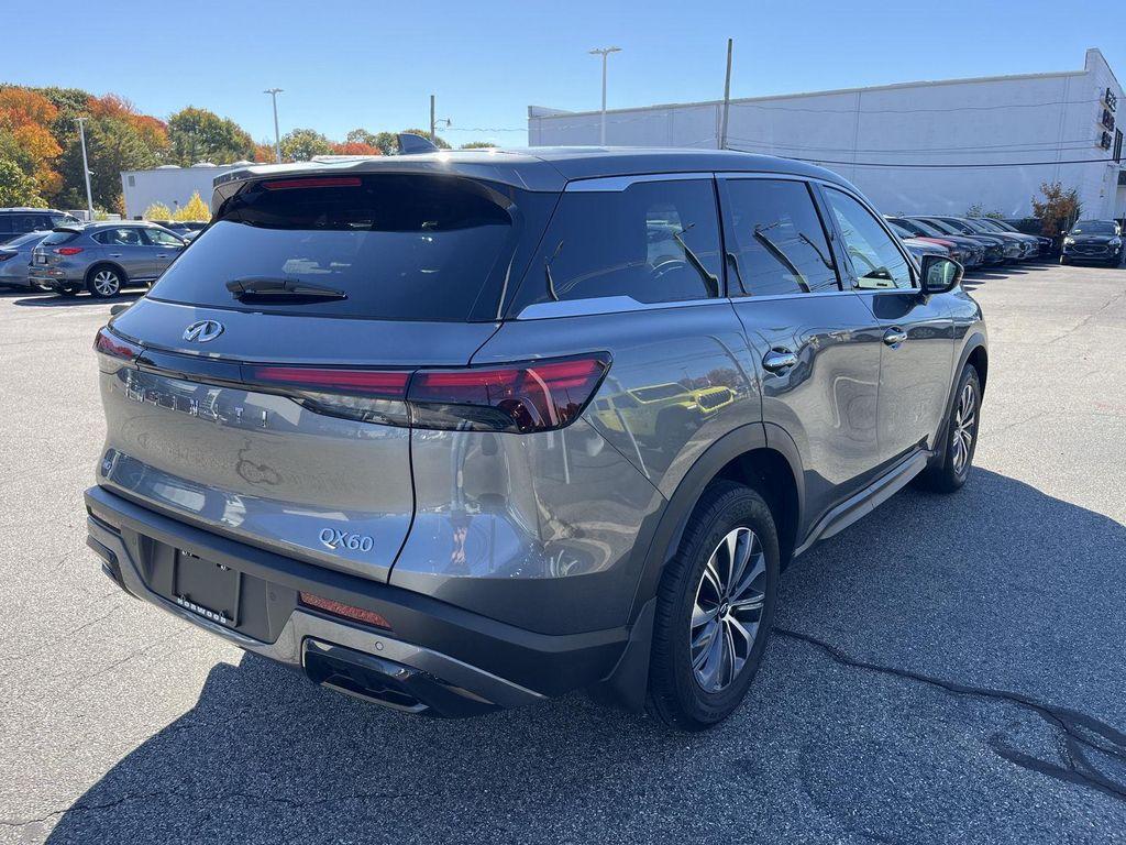 used 2025 INFINITI QX60 car, priced at $39,990