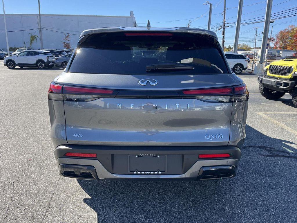 used 2025 INFINITI QX60 car, priced at $39,990