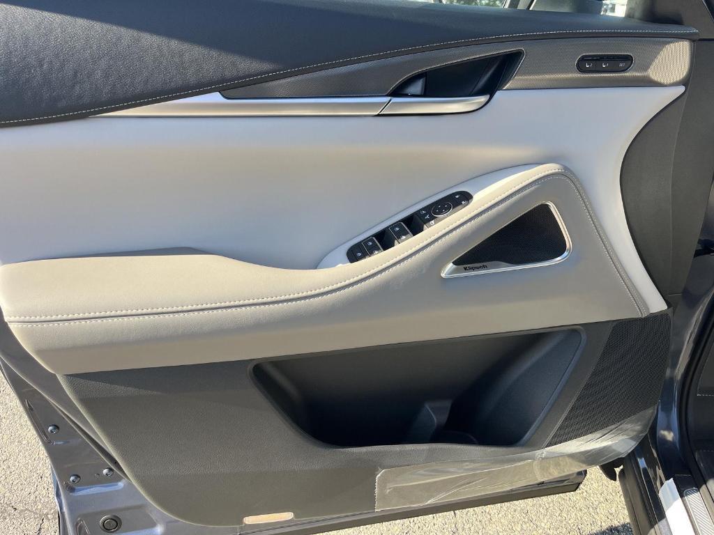 new 2026 INFINITI QX60 car, priced at $61,690