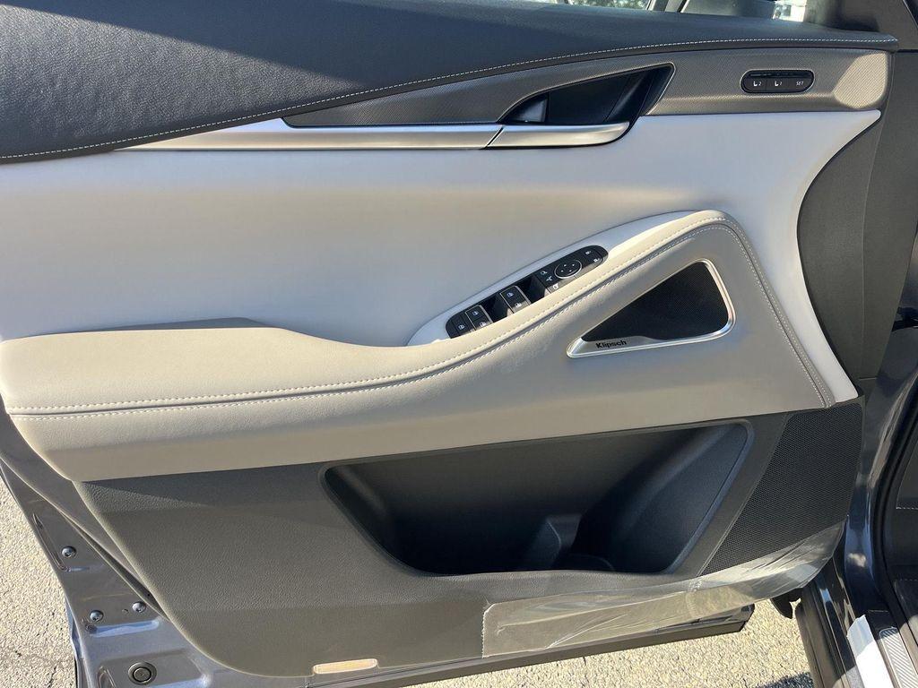 new 2026 INFINITI QX60 car, priced at $61,690