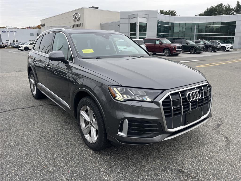 used 2023 Audi Q7 car, priced at $34,900