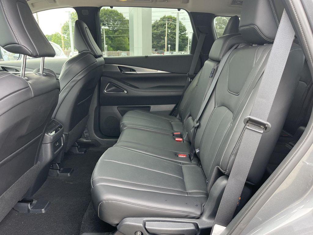 used 2025 INFINITI QX60 car, priced at $49,800